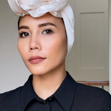 Foulard-turban intemporel en perles