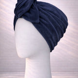 عمامة من جلد الغزال الأزرق